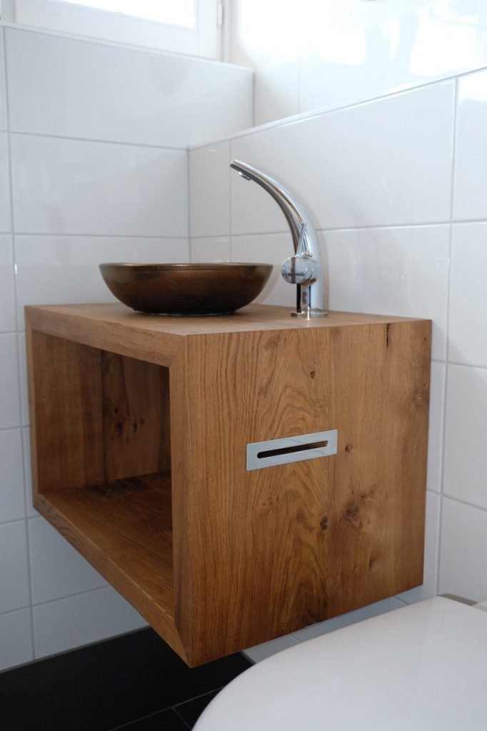 WASCHTISCH AUS EICHE ALTHOLZ, MASSIV ALTHOLZ AUS ALTEN BALKEN VOM HAUS